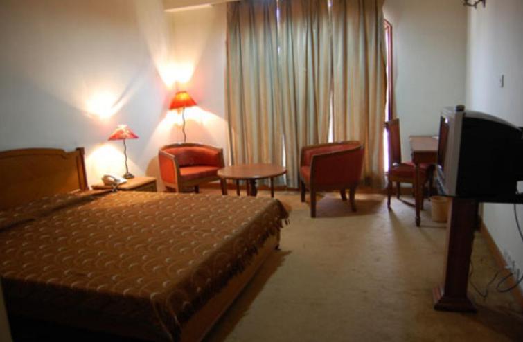 Hotel Sita Manor Gwalior Oda fotoğraf
